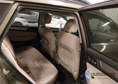 2015 Subaru Outback 2.5I Premium z USA, uszkodzony, nr VIN 4S4BSAHC1F3290954